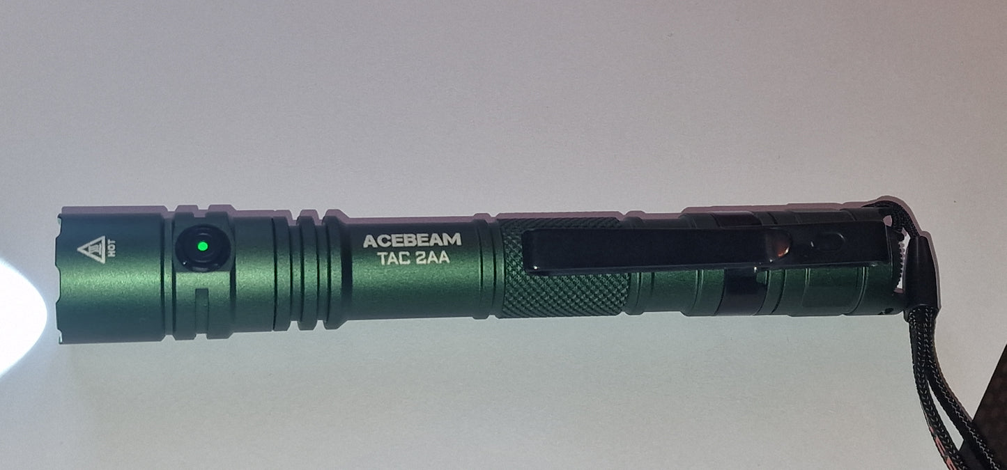 ACEBEAM TAC 2AA SFT25R LED - allsidig LED-lommelyk
