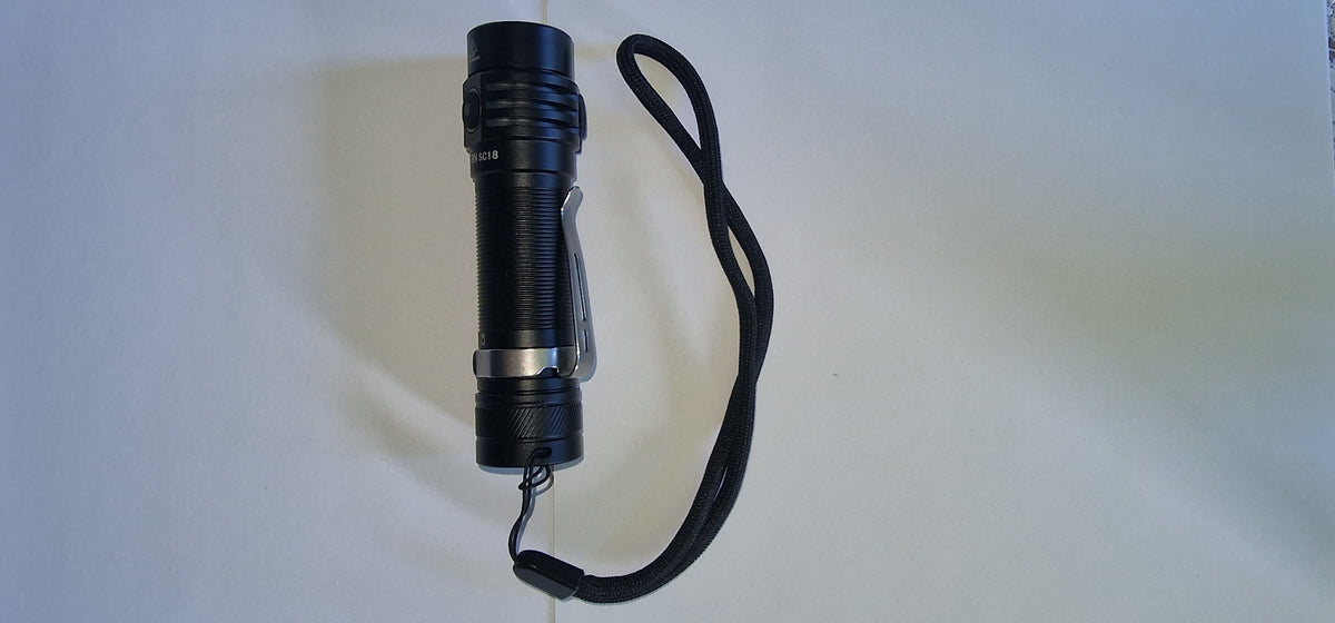 Sofirn SC18 oppladbar lommelykt