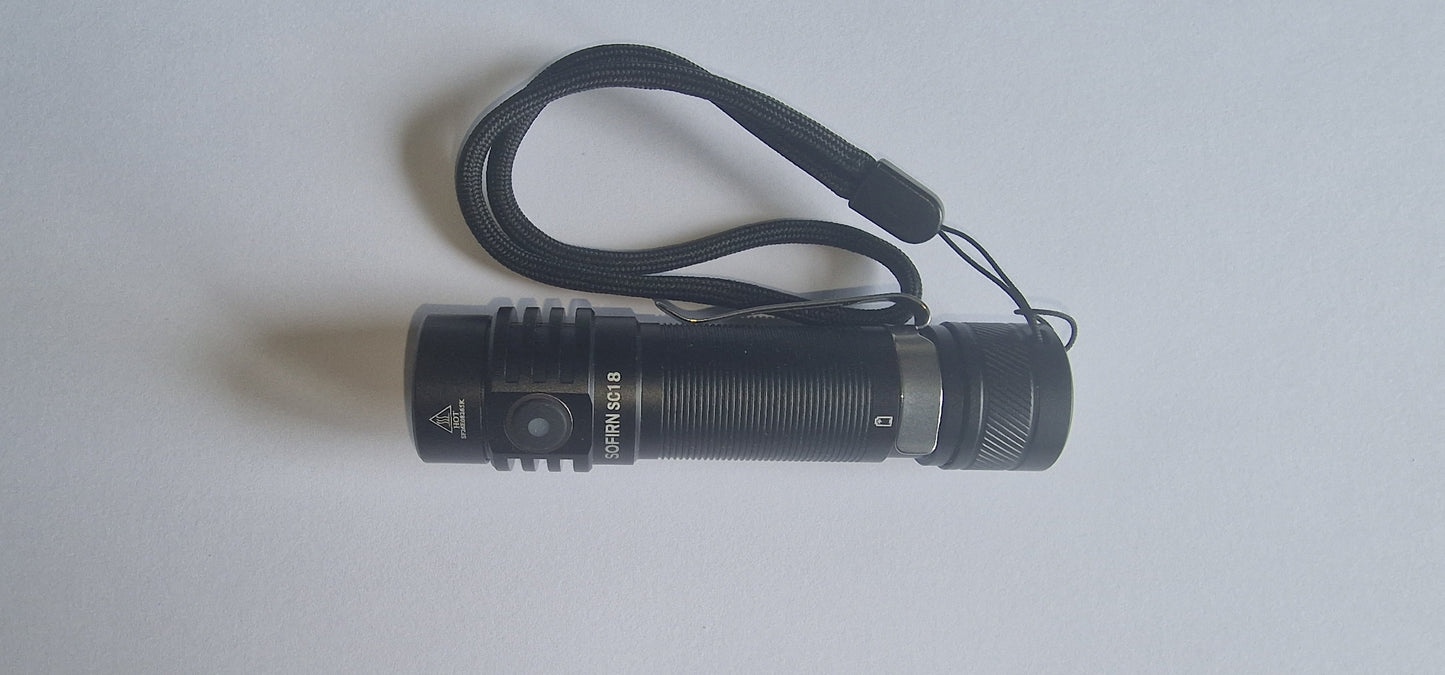 Sofirn SC18 oppladbar lommelykt