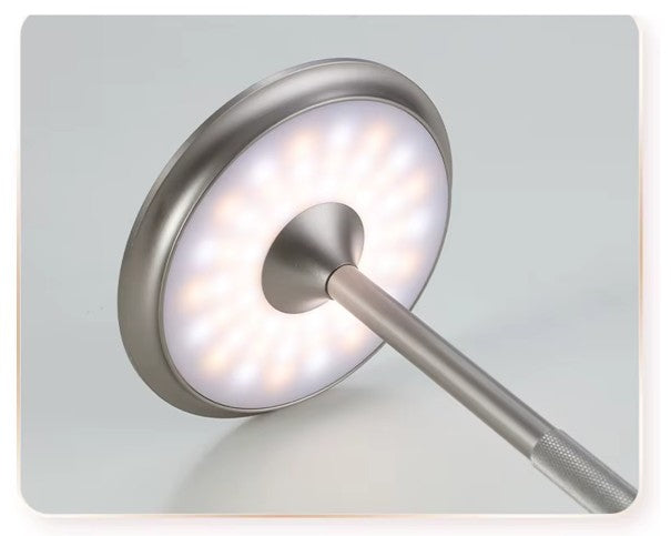 Integrert LED-lys i Retro LED-bordlampe
